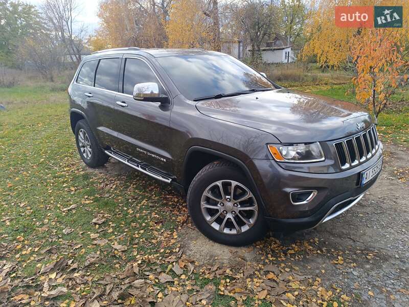 Внедорожник / Кроссовер Jeep Grand Cherokee 2016 в Яготине