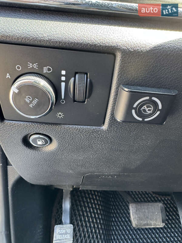 Внедорожник / Кроссовер Jeep Grand Cherokee 2019 в Виннице