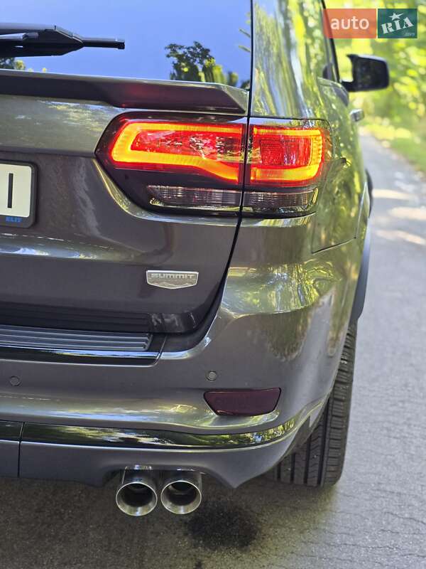 Внедорожник / Кроссовер Jeep Grand Cherokee 2018 в Киеве фото 4 Внедорожник / Кроссовер Jeep Grand Cherokee 2018 в Киеве