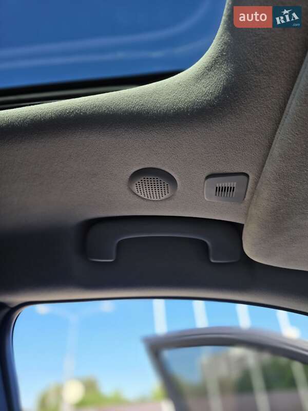 Внедорожник / Кроссовер Jeep Grand Cherokee 2018 в Киеве фото 17 Внедорожник / Кроссовер Jeep Grand Cherokee 2018 в Киеве