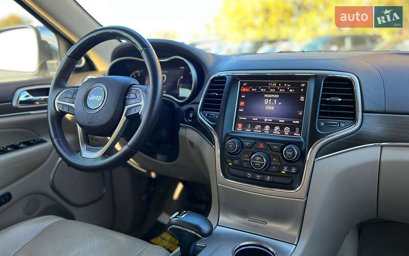 Внедорожник / Кроссовер Jeep Grand Cherokee 2015 в Львове