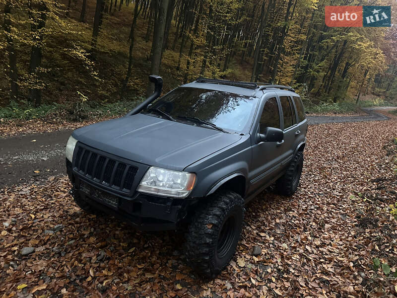 Внедорожник / Кроссовер Jeep Grand Cherokee 2004 в Хусте