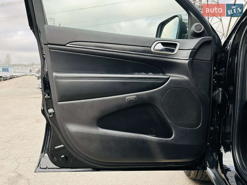 Позашляховик / Кросовер Jeep Grand Cherokee 2022 в Харкові