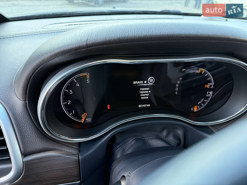 Внедорожник / Кроссовер Jeep Grand Cherokee 2015 в Киеве