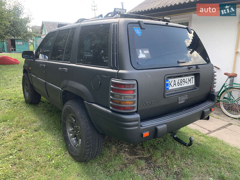Внедорожник / Кроссовер Jeep Grand Cherokee 1998 в Киеве