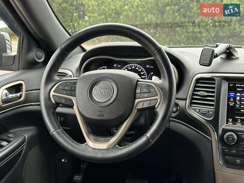 Внедорожник / Кроссовер Jeep Grand Cherokee 2016 в Киеве фото 29 Внедорожник / Кроссовер Jeep Grand Cherokee 2016 в Киеве