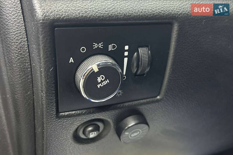 Внедорожник / Кроссовер Jeep Grand Cherokee 2012 в Черновцах фото 8 Внедорожник / Кроссовер Jeep Grand Cherokee 2012 в Черновцах