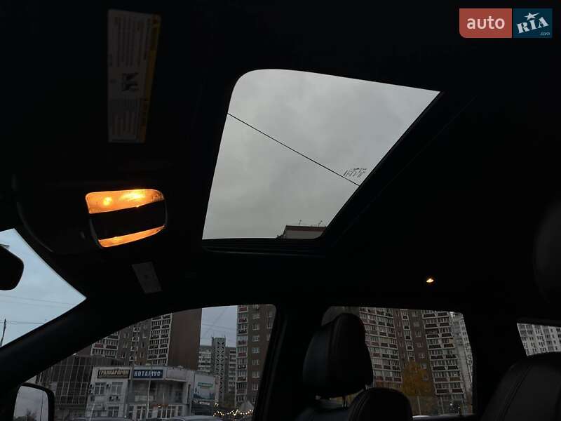 Внедорожник / Кроссовер Jeep Grand Cherokee 2017 в Киеве фото 32 Внедорожник / Кроссовер Jeep Grand Cherokee 2017 в Киеве