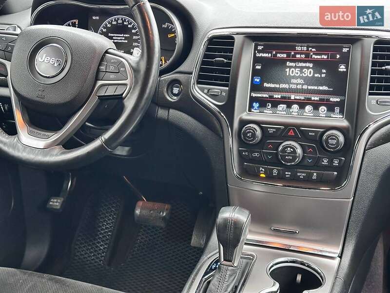 Внедорожник / Кроссовер Jeep Grand Cherokee 2016 в Кропивницком