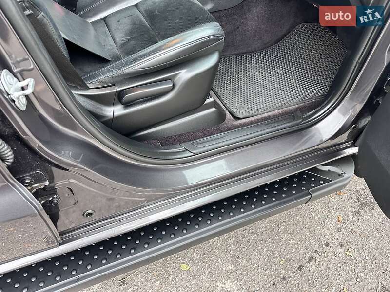 Внедорожник / Кроссовер Jeep Grand Cherokee 2016 в Кропивницком