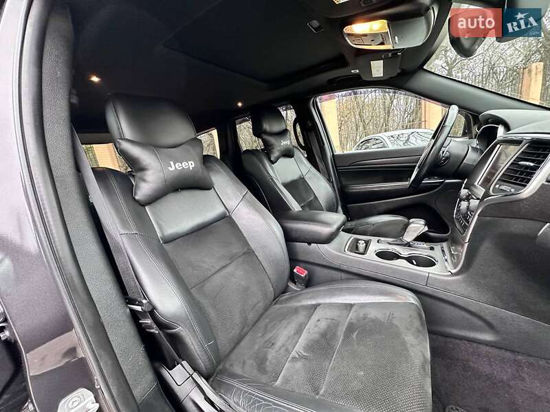 Внедорожник / Кроссовер Jeep Grand Cherokee 2016 в Кропивницком