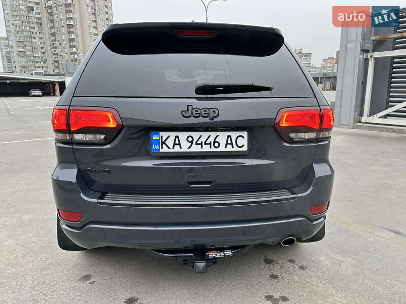 Позашляховик / Кросовер Jeep Grand Cherokee 2017 в Києві