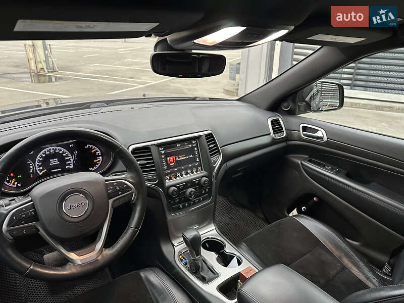 Позашляховик / Кросовер Jeep Grand Cherokee 2017 в Києві