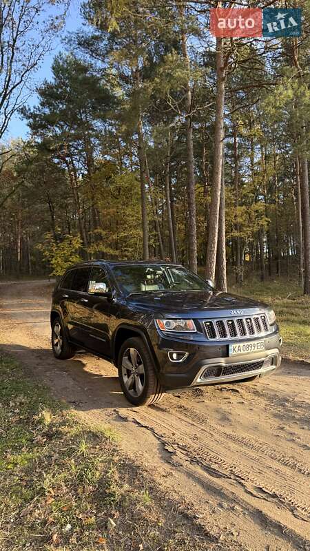 Внедорожник / Кроссовер Jeep Grand Cherokee 2015 в Киеве
