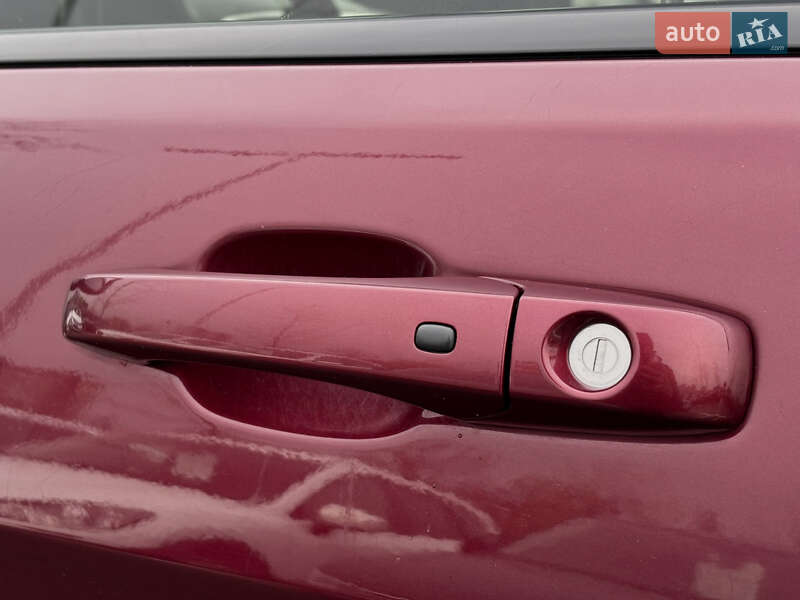 Внедорожник / Кроссовер Jeep Grand Cherokee 2017 в Киеве