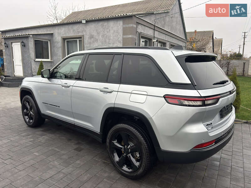 Внедорожник / Кроссовер Jeep Grand Cherokee 2025 в Полтаве
