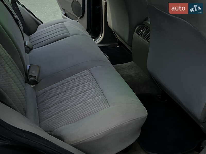 Внедорожник / Кроссовер Jeep Grand Cherokee 2005 в Лубнах фото 35 Внедорожник / Кроссовер Jeep Grand Cherokee 2005 в Лубнах