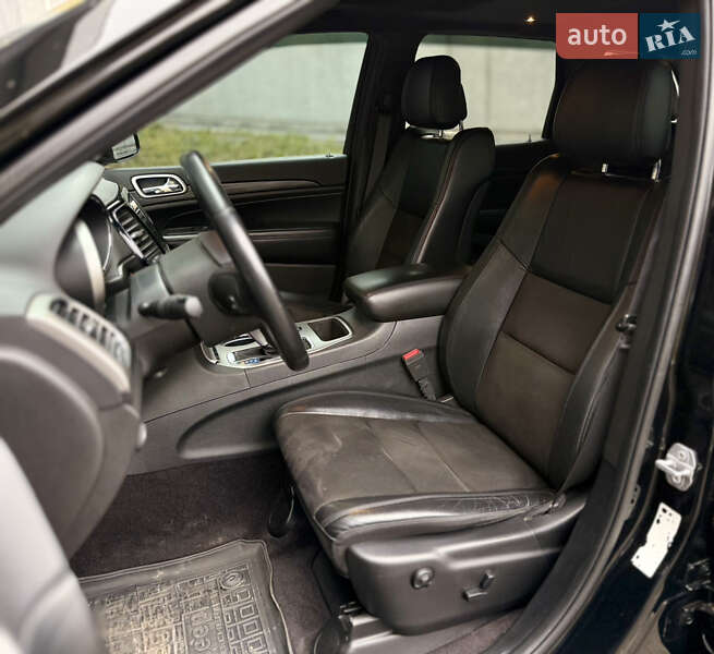 Внедорожник / Кроссовер Jeep Grand Cherokee 2018 в Харькове фото 14 Внедорожник / Кроссовер Jeep Grand Cherokee 2018 в Харькове