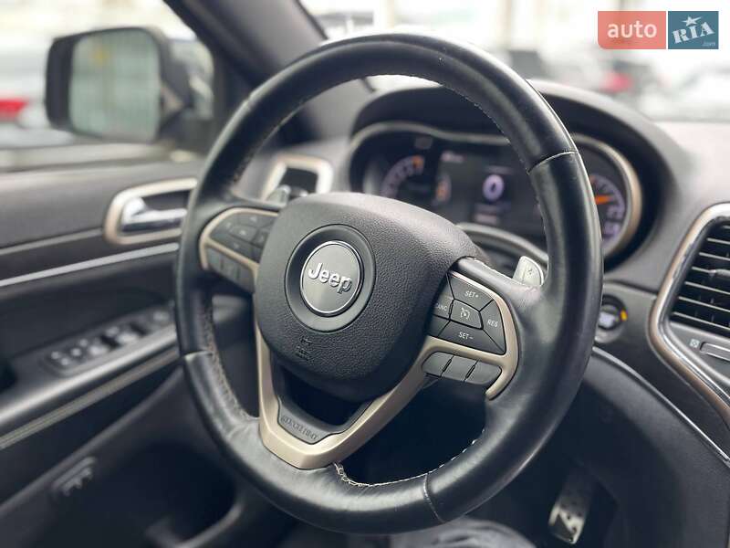 Внедорожник / Кроссовер Jeep Grand Cherokee 2016 в Одессе