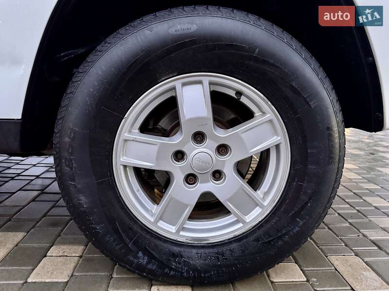 Позашляховик / Кросовер Jeep Grand Cherokee 2005 в Одесі