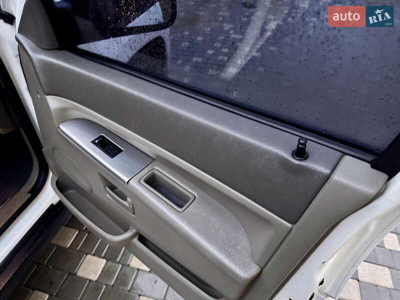 Позашляховик / Кросовер Jeep Grand Cherokee 2005 в Одесі