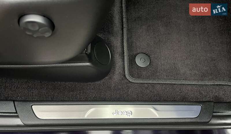 Позашляховик / Кросовер Jeep Grand Cherokee 2019 в Коростені