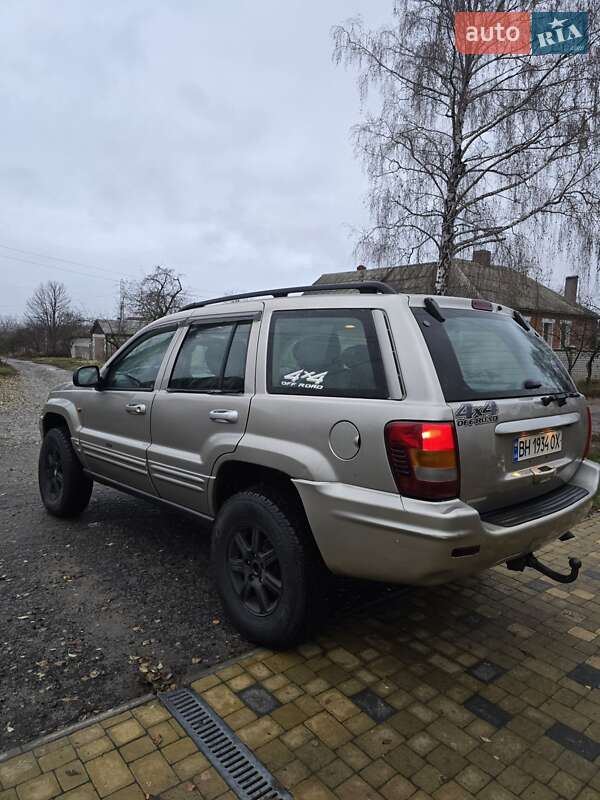 Внедорожник / Кроссовер Jeep Grand Cherokee 2002 в Харькове