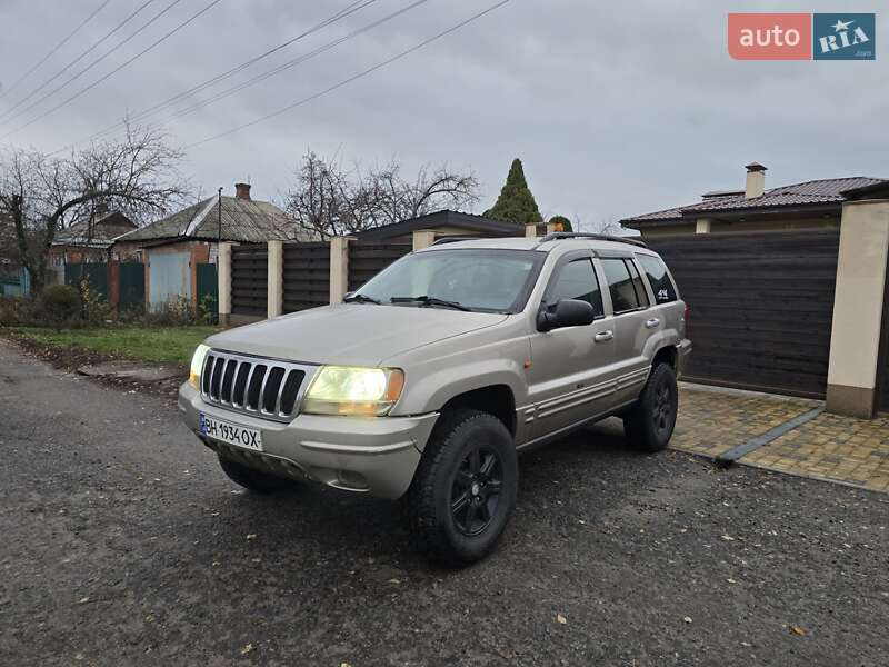 Внедорожник / Кроссовер Jeep Grand Cherokee 2002 в Харькове