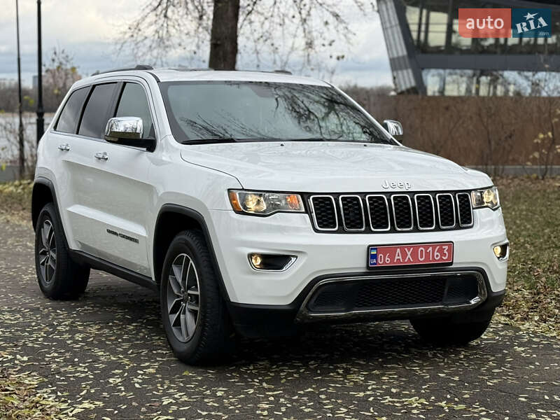 Внедорожник / Кроссовер Jeep Grand Cherokee 2021 в Киеве фото 9 Внедорожник / Кроссовер Jeep Grand Cherokee 2021 в Киеве