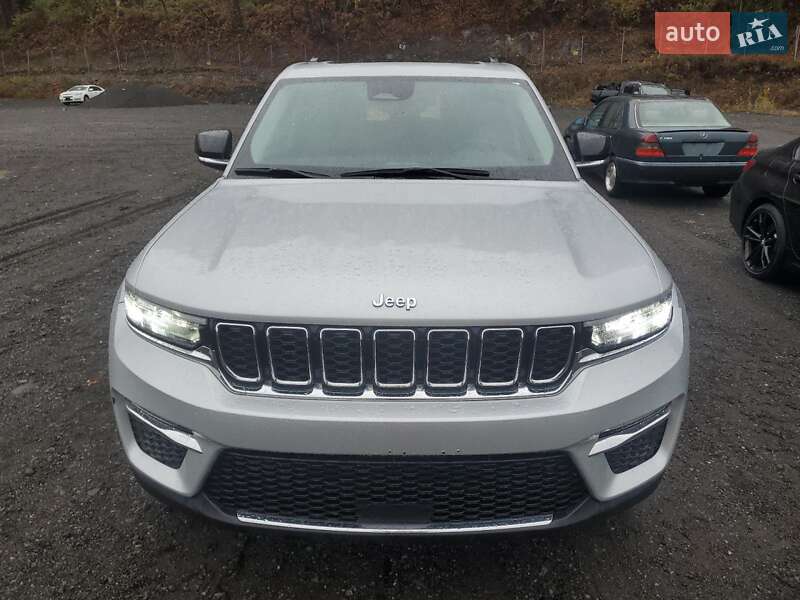 Внедорожник / Кроссовер Jeep Grand Cherokee 2023 в Киеве
