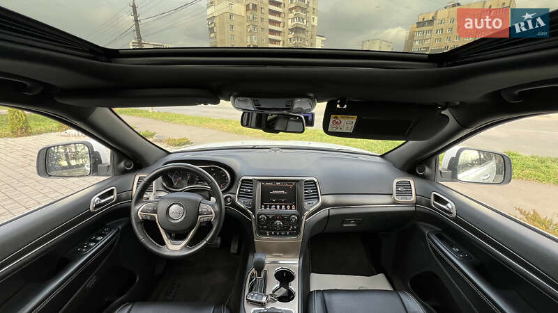 Внедорожник / Кроссовер Jeep Grand Cherokee 2016 в Львове