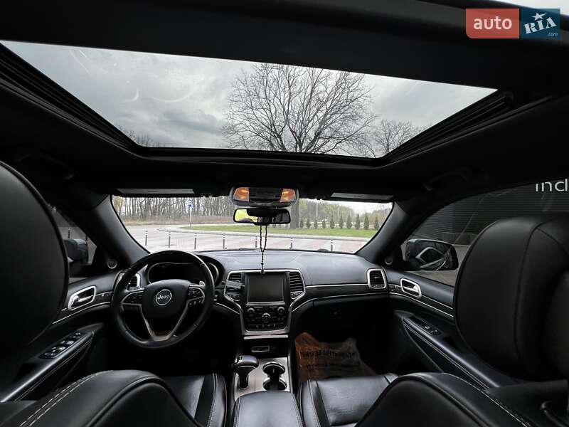 Внедорожник / Кроссовер Jeep Grand Cherokee 2015 в Львове