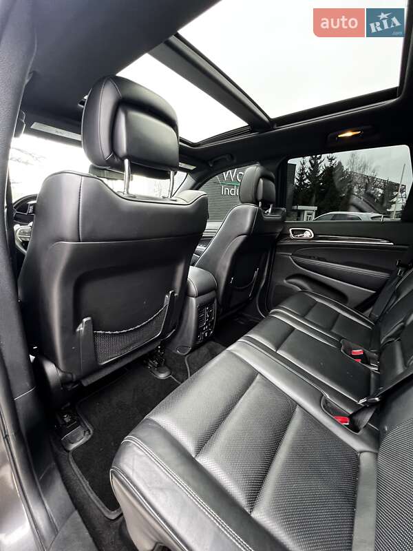 Внедорожник / Кроссовер Jeep Grand Cherokee 2015 в Львове