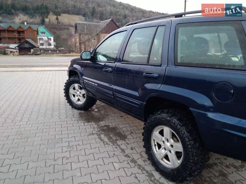 Внедорожник / Кроссовер Jeep Grand Cherokee 2003 в Воловце