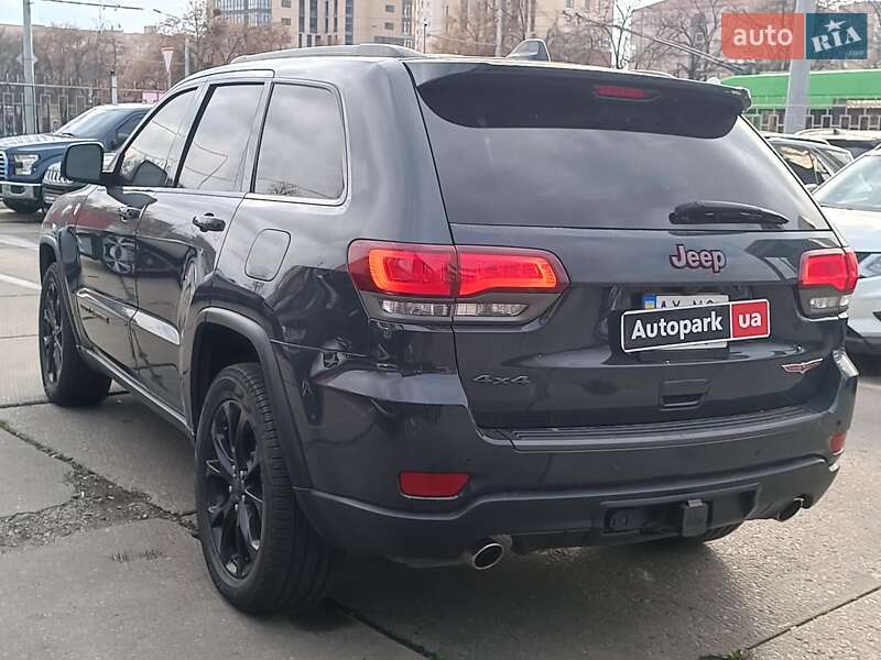 Внедорожник / Кроссовер Jeep Grand Cherokee 2016 в Харькове