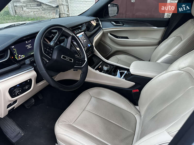 Внедорожник / Кроссовер Jeep Grand Cherokee 2022 в Харькове