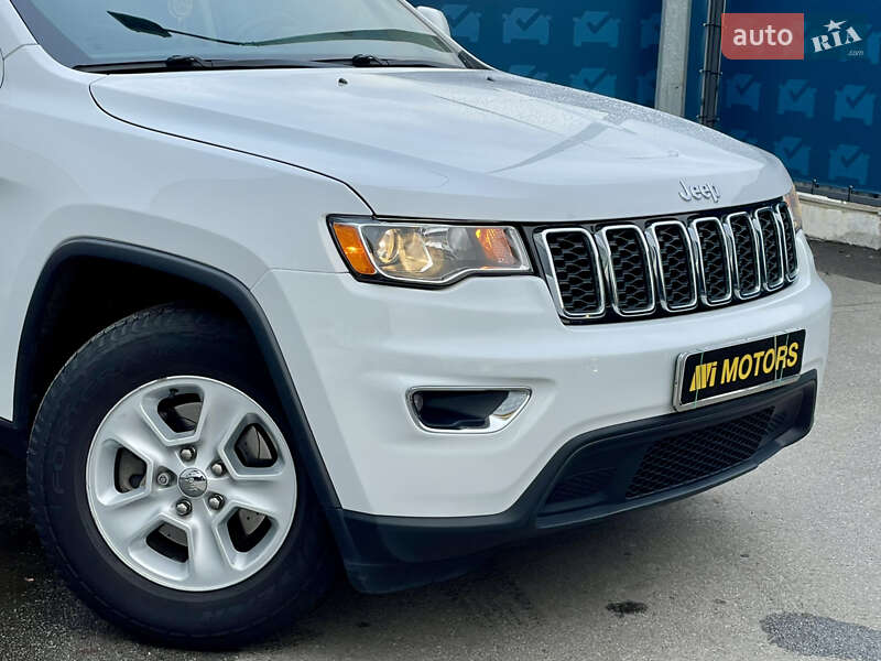 Внедорожник / Кроссовер Jeep Grand Cherokee 2017 в Киеве