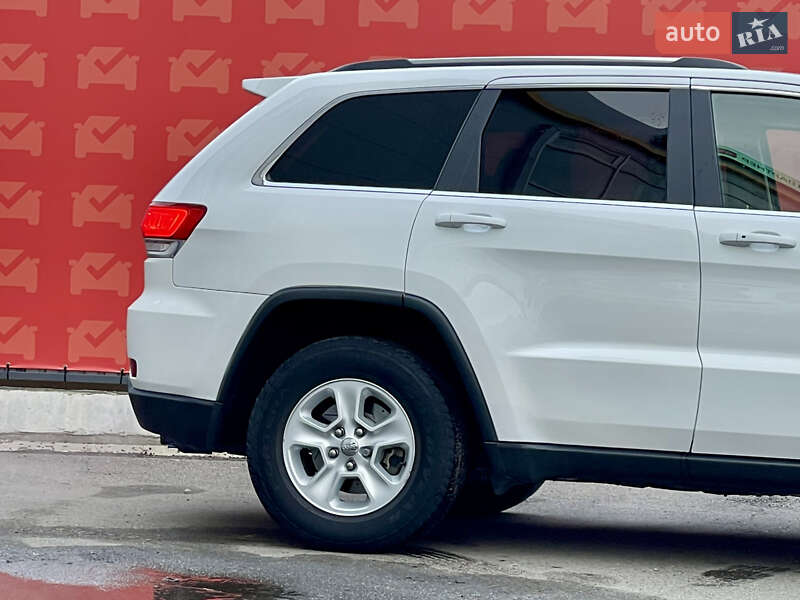 Внедорожник / Кроссовер Jeep Grand Cherokee 2017 в Киеве