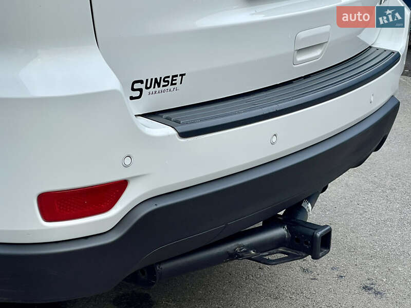 Внедорожник / Кроссовер Jeep Grand Cherokee 2017 в Киеве