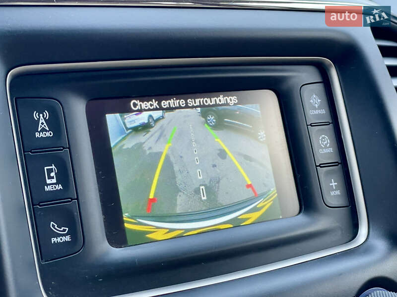 Внедорожник / Кроссовер Jeep Grand Cherokee 2017 в Киеве