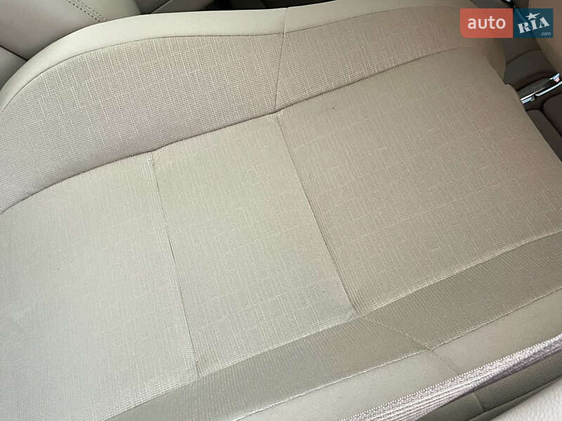 Внедорожник / Кроссовер Jeep Grand Cherokee 2017 в Киеве