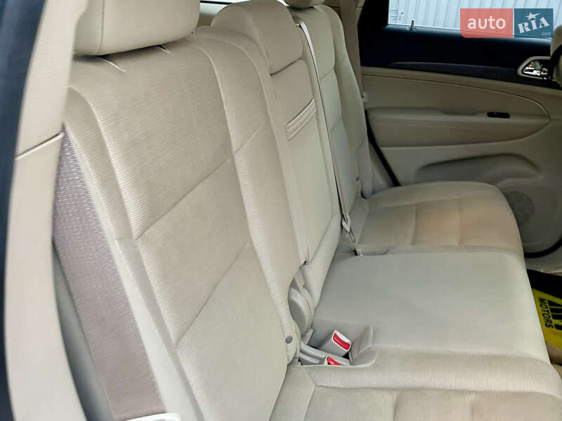 Внедорожник / Кроссовер Jeep Grand Cherokee 2017 в Киеве