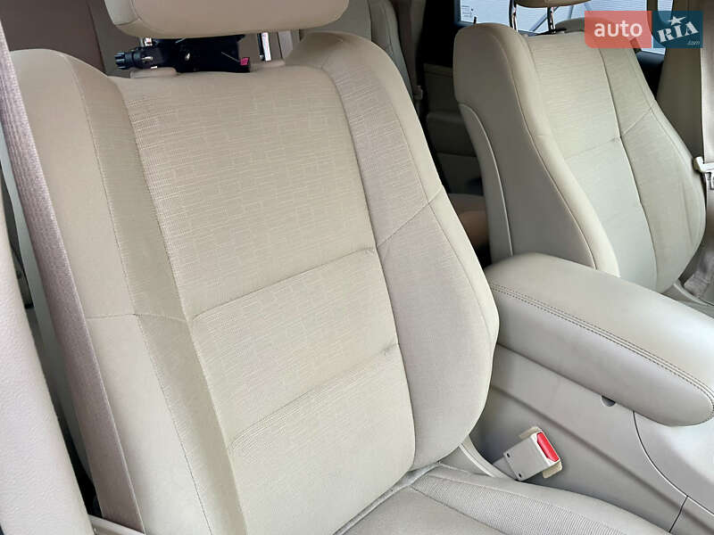 Внедорожник / Кроссовер Jeep Grand Cherokee 2017 в Киеве