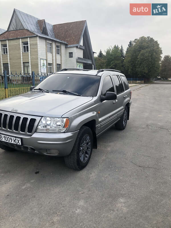 Внедорожник / Кроссовер Jeep Grand Cherokee 2002 в Виннице