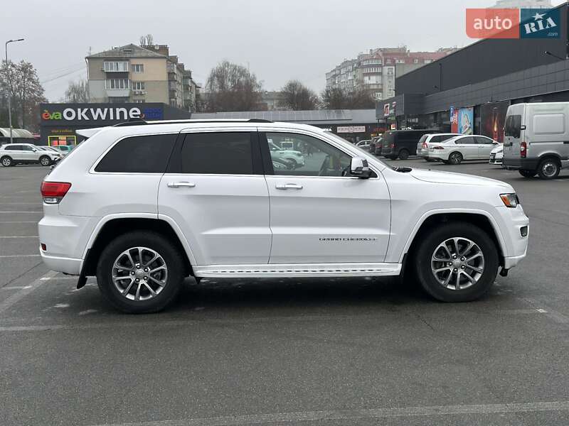 Внедорожник / Кроссовер Jeep Grand Cherokee 2016 в Броварах
