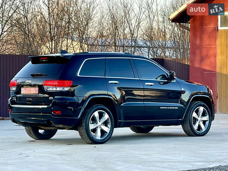 Внедорожник / Кроссовер Jeep Grand Cherokee 2016 в Млинове