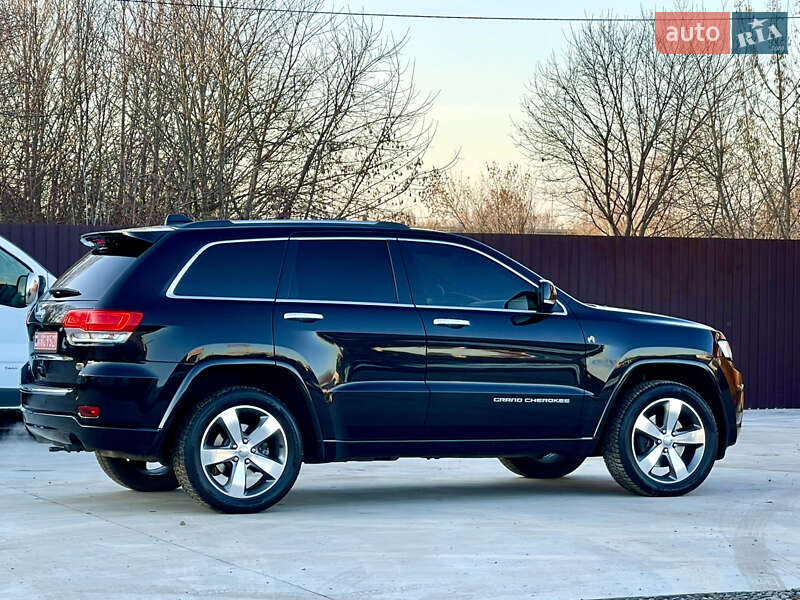 Внедорожник / Кроссовер Jeep Grand Cherokee 2016 в Млинове