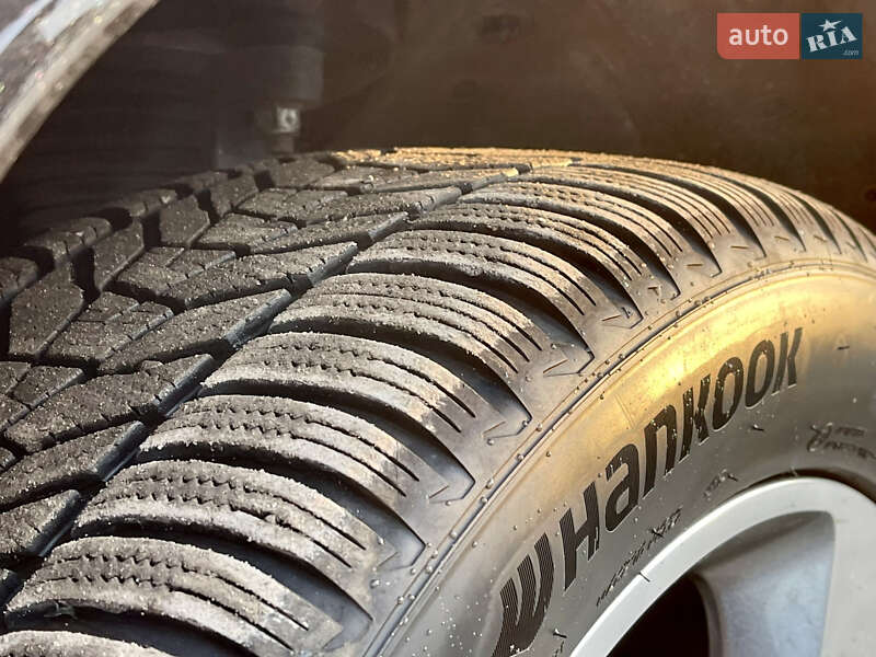 Внедорожник / Кроссовер Jeep Grand Cherokee 2016 в Млинове