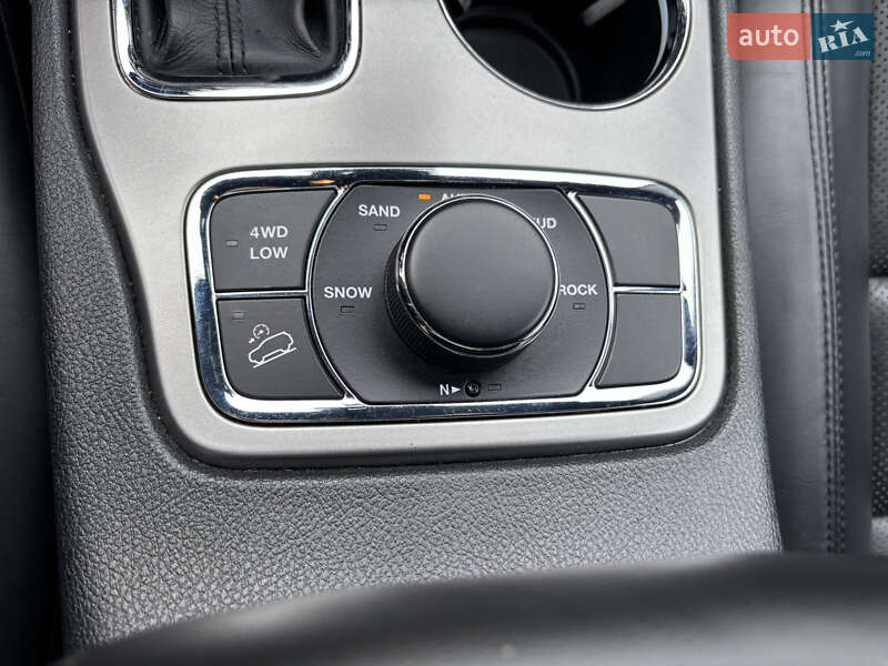 Внедорожник / Кроссовер Jeep Grand Cherokee 2020 в Полтаве фото 33 Внедорожник / Кроссовер Jeep Grand Cherokee 2020 в Полтаве
