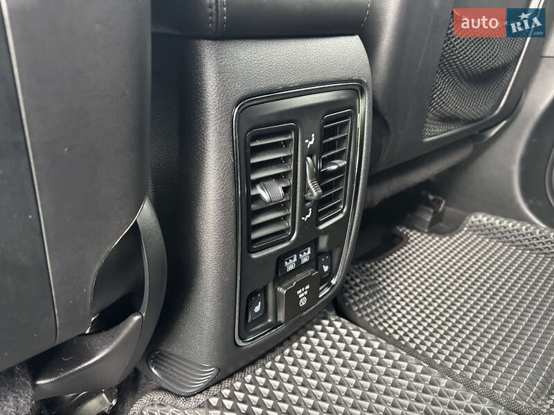 Внедорожник / Кроссовер Jeep Grand Cherokee 2020 в Полтаве фото 37 Внедорожник / Кроссовер Jeep Grand Cherokee 2020 в Полтаве